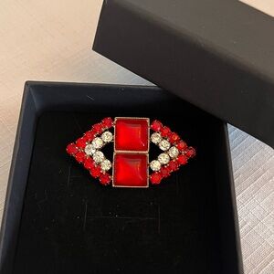 VINTAGE brooch red and white rhinestones. Stunning!